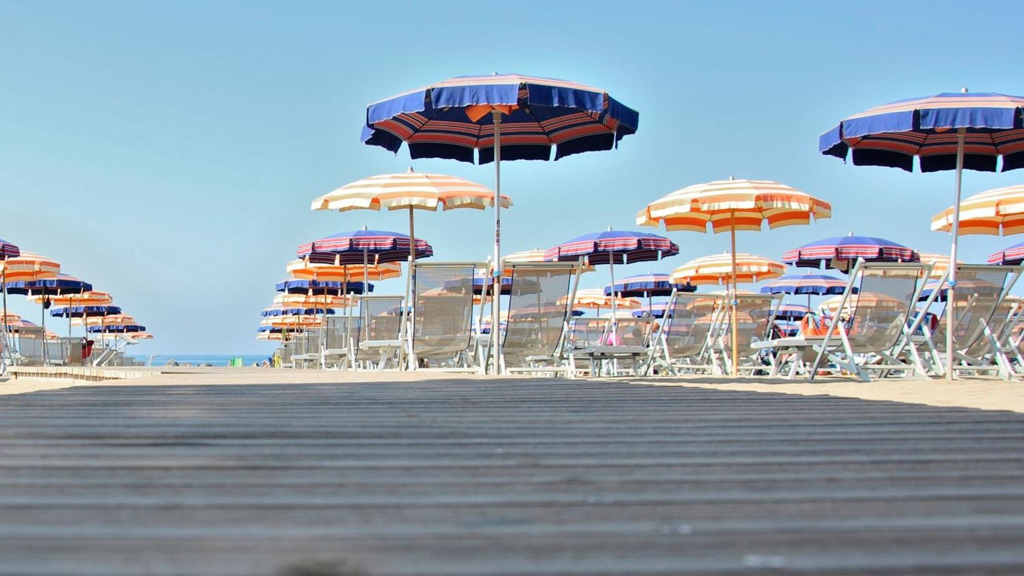 Campeggio Italia Marina di Massa Exterior foto